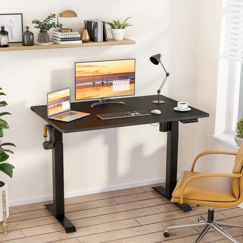 Bureau assis-debout électrique réglable en hauteur avec plateau en panneaux assemblés